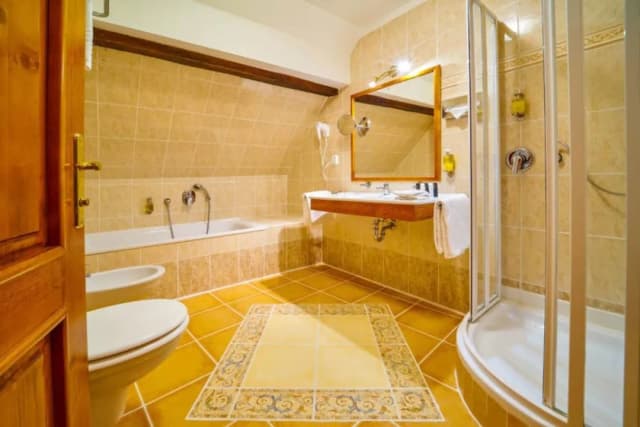 Josephine Old Town Square Hotel - Czech Leading Hotels-Quadruple Room-3