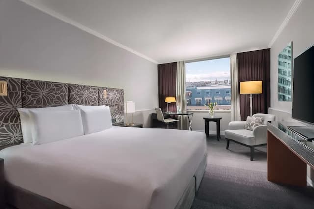 Hilton Prague Old Town-套房, 1 张特大床-4