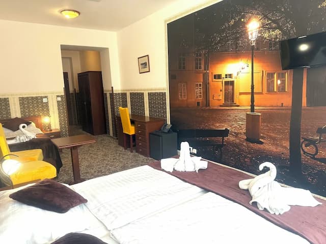 里沃瓦布拉格古城飯店-經典三人房, 1 間臥室-1