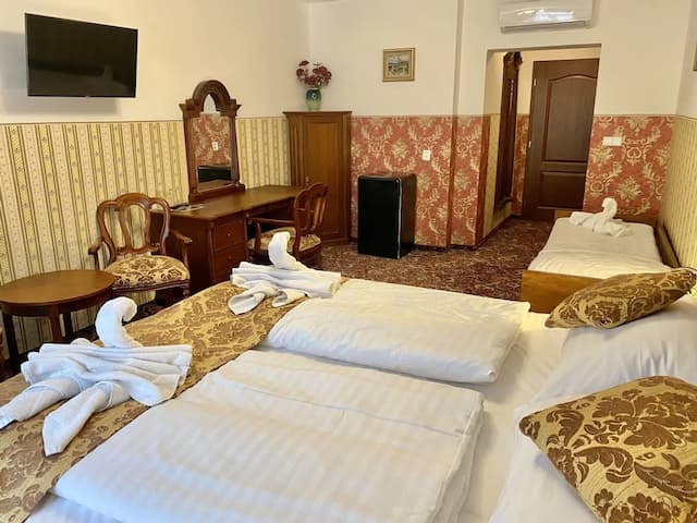 里沃瓦布拉格古城飯店-經典三人房, 1 間臥室-9