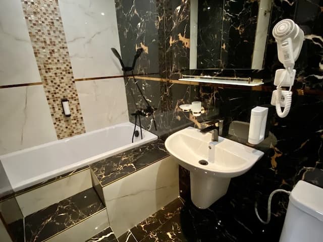 里沃瓦布拉格古城飯店-皇家三人房, 1 間臥室, 城市景觀-5