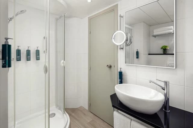 힐튼 프라하 아트리움-이그제큐티브룸, 싱글침대 2개-5