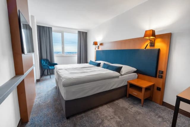 오레아 호텔 피라미다 프라하-클래식 더블룸 또는 트윈룸, 수영장 이용-1