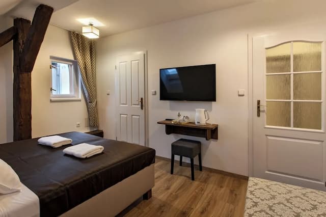 裴森科托舊城飯店-時尚三人房 (Triple Room)-1