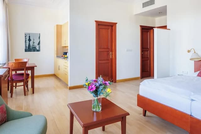 布拉格哈皮瑪格度假村-舒適開放式客房-1