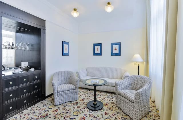 薩沃伊酒店-普通套房-6