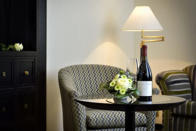 薩沃伊酒店-普通套房-5