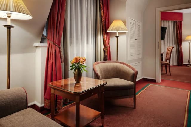 布拉格宮飯店-Junior Suite-5