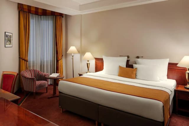布拉格宮飯店-豪華客房-4