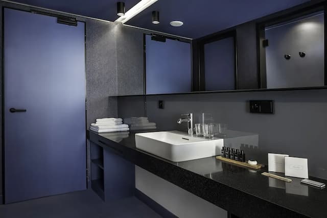 奶油都市飯店-高級雙人或雙床房-5