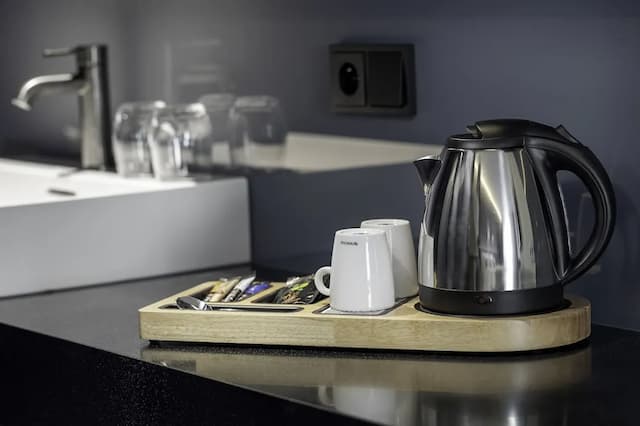 奶油都市飯店-高級雙人或雙床房-4