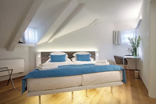 ビショップス ハウス-スタンダード ダブルルーム-6