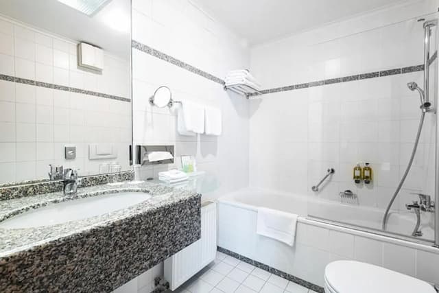 國際大飯店-三人房-4