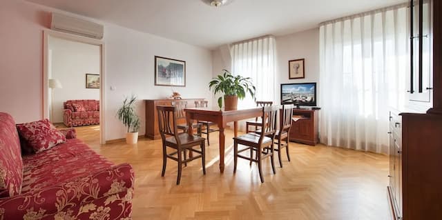 Hotel Suite Home Prague-Suite, City View-5