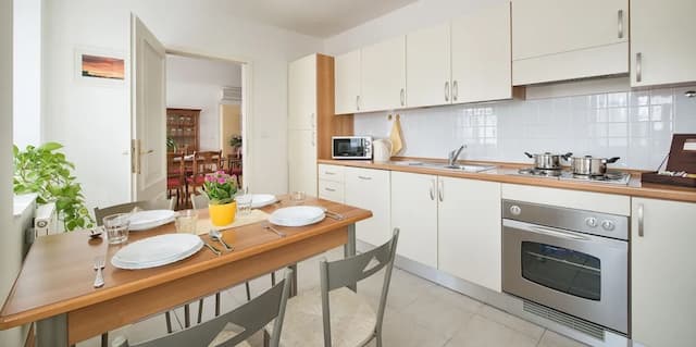 Hotel Suite Home Prague-Suite, City View-1