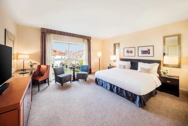 Mandarin Oriental, Prague-华丽客房, 1 张特大床, 花园景观-1