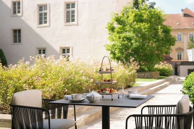 Mandarin Oriental, Prague-华丽客房, 1 张特大床, 露台-8
