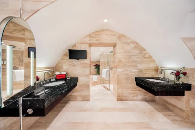 Mandarin Oriental, Prague-套房, 1 张特大床 (Monastery)-4