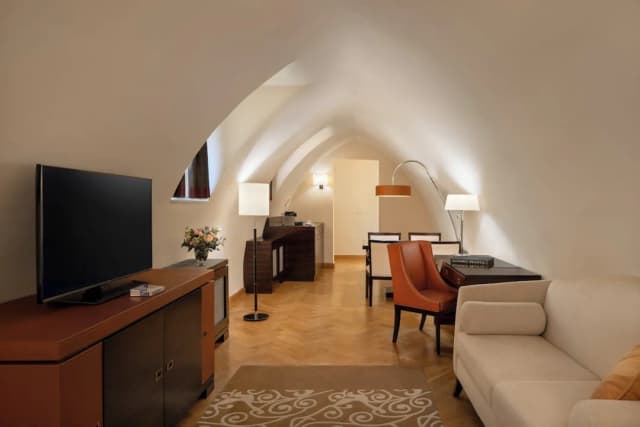Mandarin Oriental, Prague-套房, 1 张特大床 (Monastery)-10
