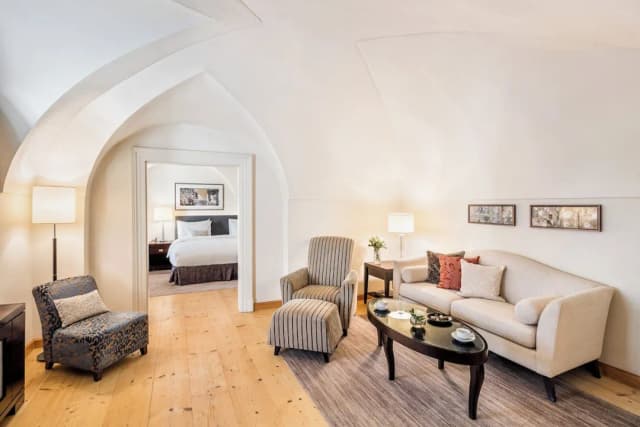 Mandarin Oriental, Prague-套房, 1 张特大床 (Lazar)-1