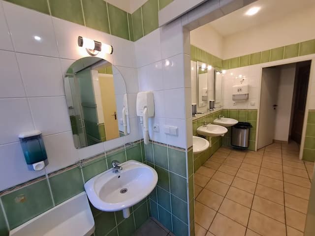 SKLEP REST 民宿-經濟三人房, 共用浴室-17