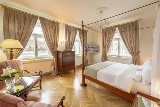 The Mozart Prague by Accor-华丽客房, 1 张特大床, 河景 (Charles Bridge and Prague Castle View)-1