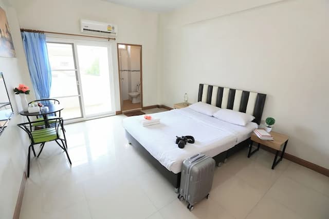 SK Resort-Deluxe Room-1