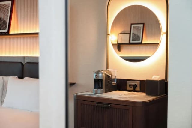 Hilton Milan-行政客房, 1 张特大床 (Deluxe)-5