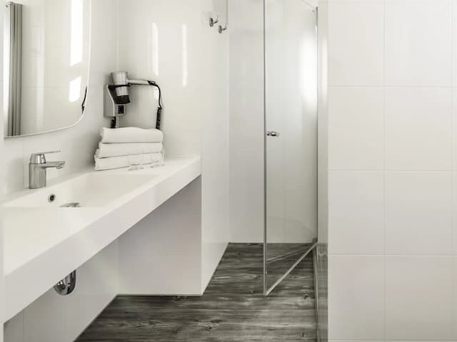 法蘭克福中心宜必思飯店-普通套房, 多張床 (Riverside)-5