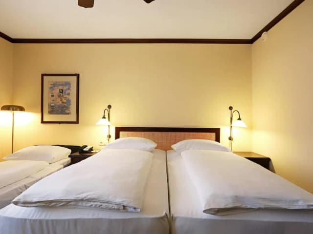 法蘭克福機場蘭根美居飯店-經典客房, 多張床-5