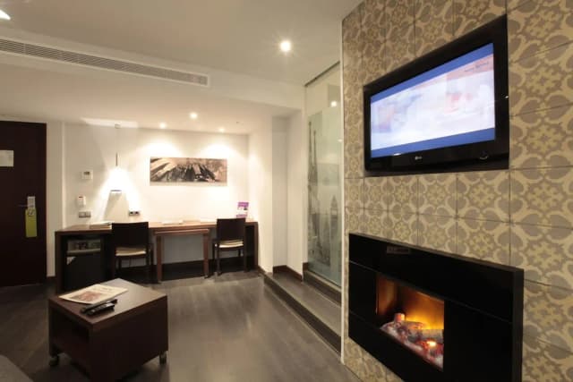 康科迪亞飯店-套房, 1 張特大雙人床和 1 張沙發床, 陽台 (2 adults + 1 child)-2