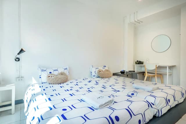 Sloth Hostel Don Mueang-Standard Twin Room Private Bathroom-5