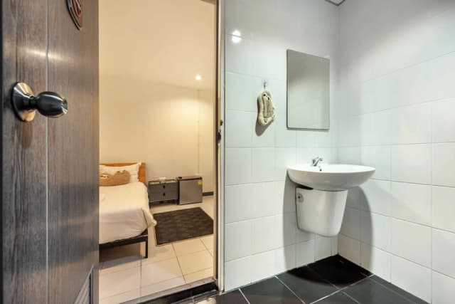 Sloth Hostel Don Mueang-Standard Double Room No Window-9