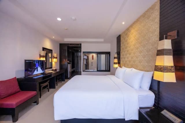 卡倫海灘地平線渡假村-Deluxe Double or Twin Room with Sea View-2