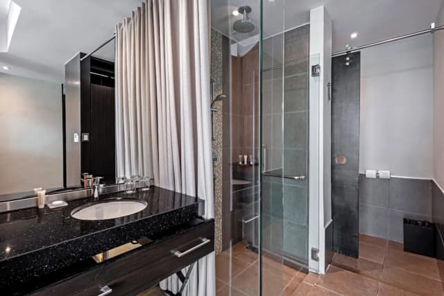 Siam@Siam Design Hotel Pattaya-Deluxe 2 Singles-5