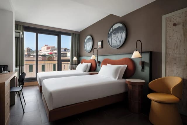 The Spring House Hotel Rome Vatican, Tapestry Collection Hilton-Superior Room, 2 Twin Beds-1