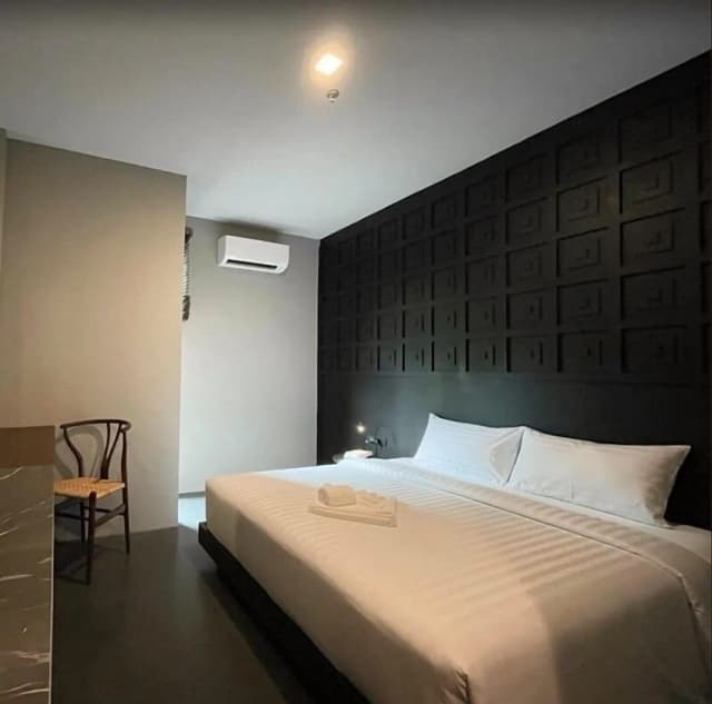 515 VICTORY Hotel-Standard King-1