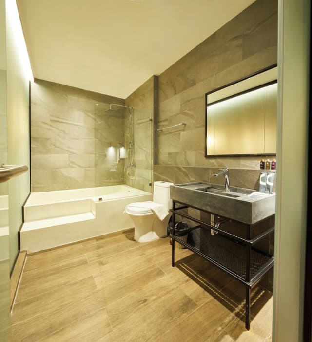 515 VICTORY Hotel-Grand Deluxe King Garden View-3