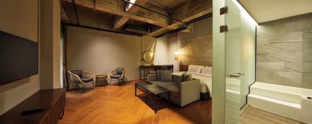 515 VICTORY Hotel-Grand Deluxe King Garden View-4