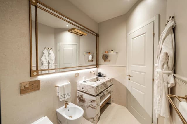 HT6 精品飯店-行政雙人房-16