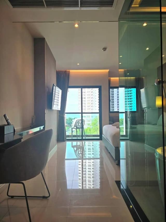 The Tj Hotel-Suite Sea View with Balcony-2