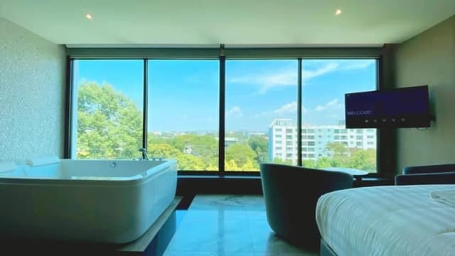 The Tj Hotel-Grand Presidential Suite with Jacuzzi-4