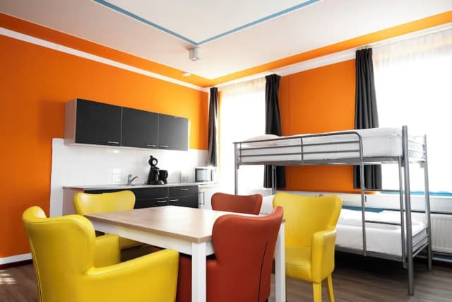 Amsterdam Teleport Hotel-经济客房-5