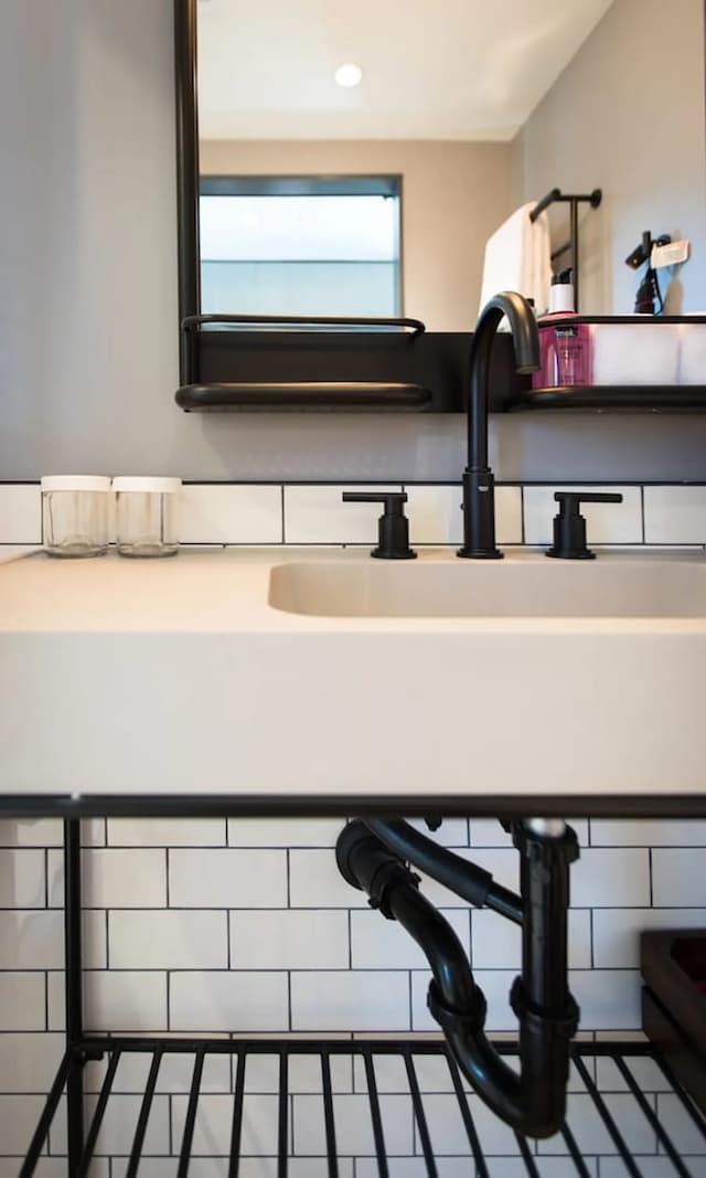 西雅圖市中心 MOXY 酒店-客房, 1 張特大雙人床 (Mobility/Hearing Access, Roll-In Shwr)-14