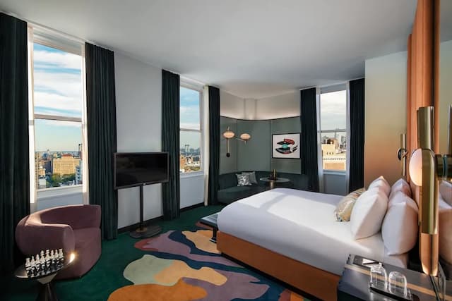 W ニューヨーク - ユニオン スクエア-プレミア ルーム キングベッド 1 台 パークビュー コーナー (Hearing Accessible)-1