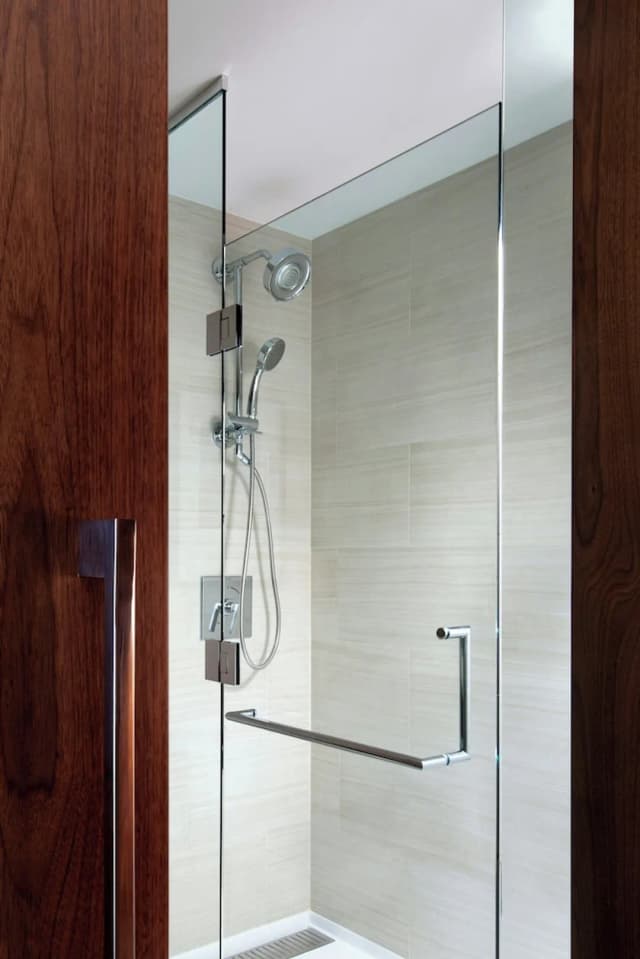 Sheraton Grand Seattle-Room, 2 Double Beds (Mobility/Hearing Access, Roll-in Shwr)-4