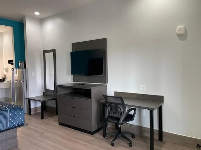 リブ イン アンド スイーツ-ルーム キングベッド 1 台 喫煙可-11