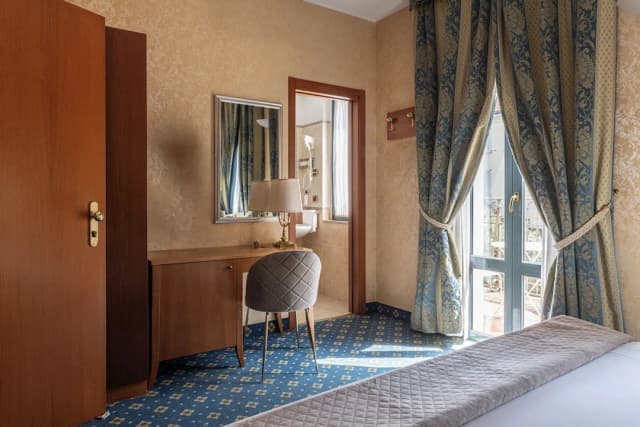 Boutique Hotel Dieci-Grand Double Room-4