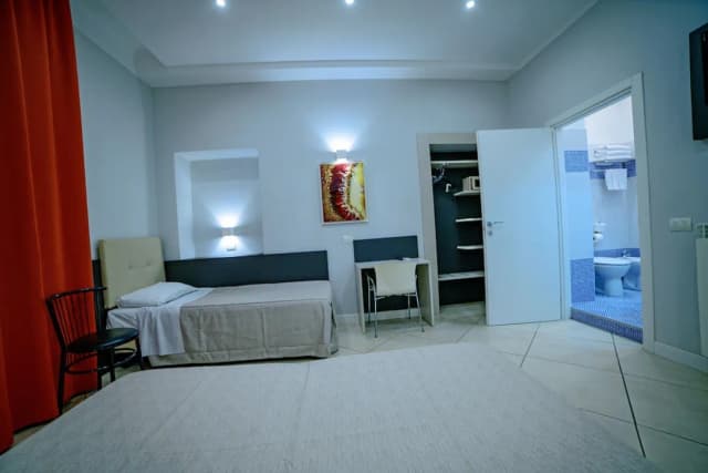 Hotel Demó-Basic Triple Room-6