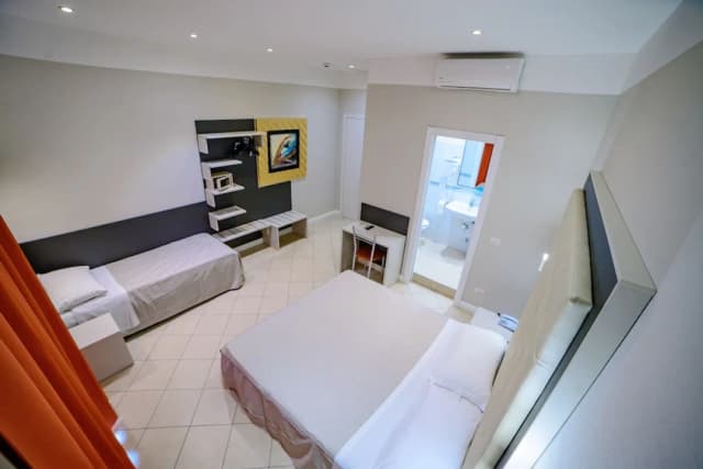 Hotel Demó-Basic Triple Room-17